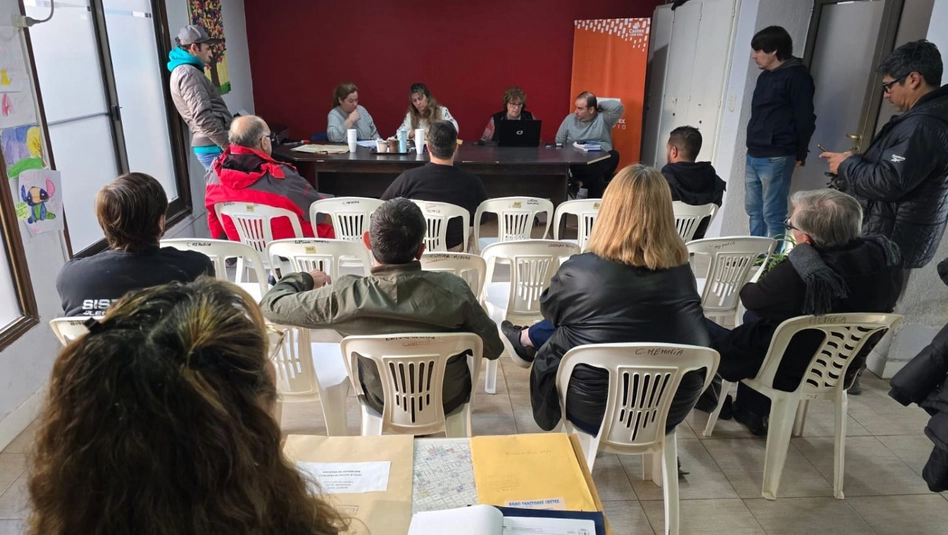Castex definió compras por más de $154 millones en maquinaria municipal