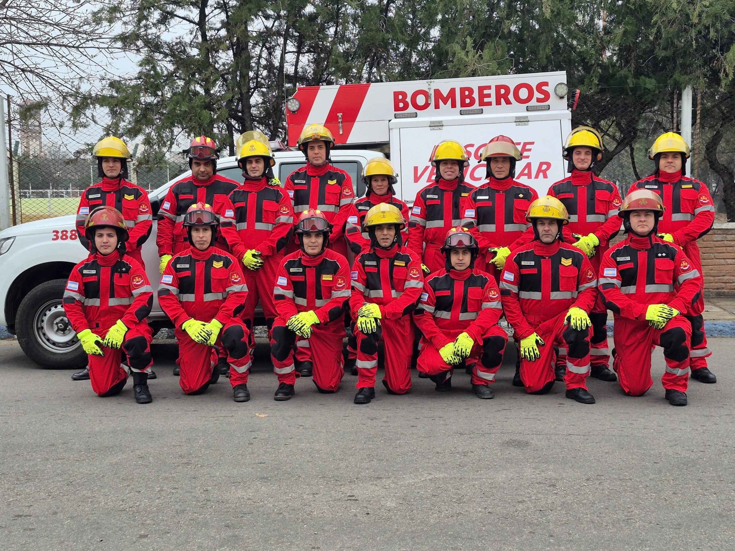 Entregaron nuevo equipamiento para el Cuerpo de Bomberos de la Policía