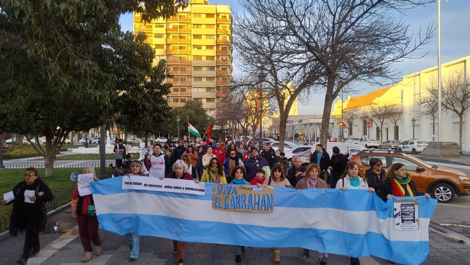 Movilización en Santa Rosa en defensa del Garrahan y la salud pública
