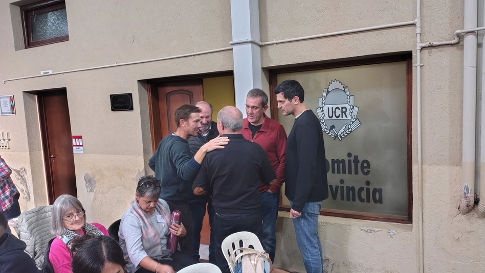 Escándalo en la interna radical: renuncias, denuncias y causas judiciales