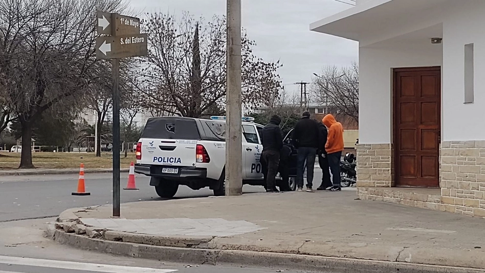 Secuestraron marihuana durante un control policial en Santa Rosa