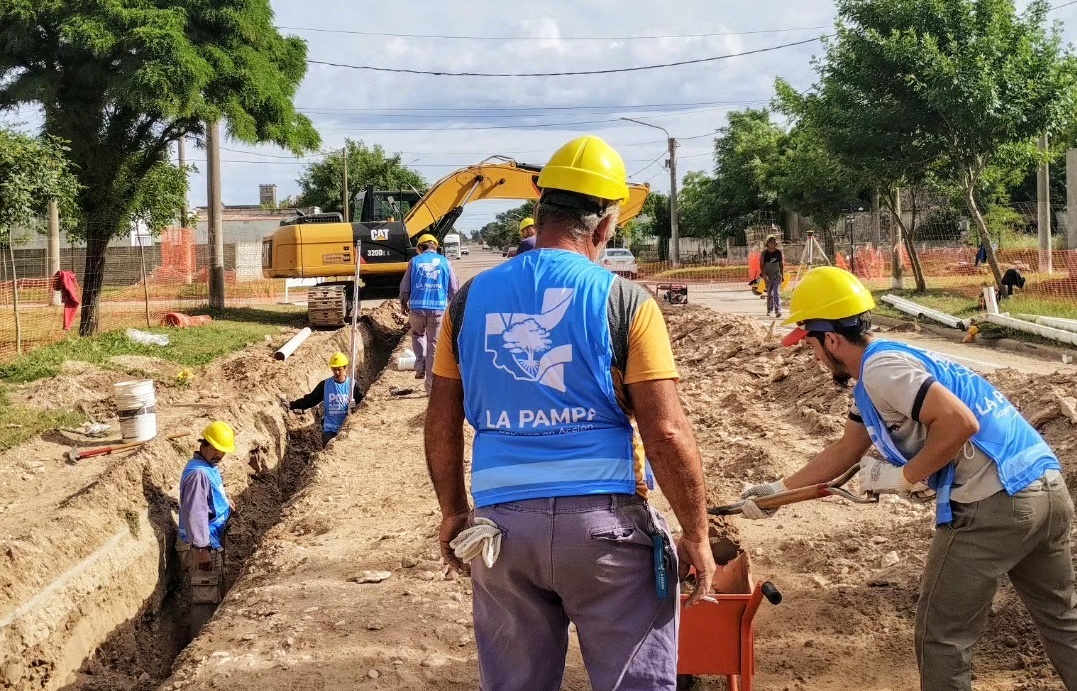 Por obras, podría bajar la presión o faltar agua en el B° ARA San Juan