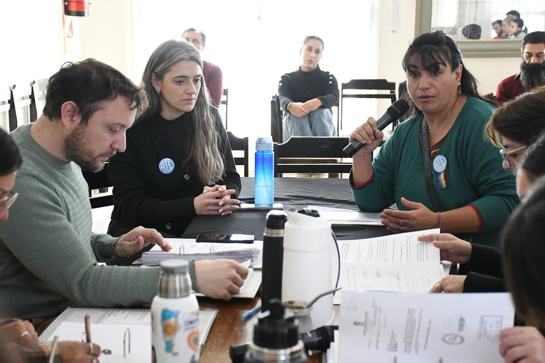Santa Rosa: denuncian que concejales del Fre.Ju.Pa. dejaron una comisión sin quórum e impidieron aprobar un proyecto a favor de los trabajadores
