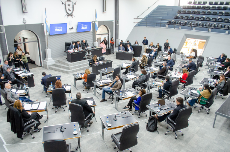Los diputados provinciales acordaron tratar en plenario de comisiones la contratación del Data Room para Medanito