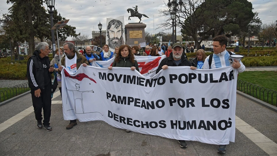 Santa Rosa: con la presencia de Sergio Maldonado se realizó una nueva marcha de jubilados