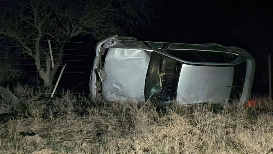 Un conductor hospitalizado tras un vuelco en ruta 9 cerca de Toay