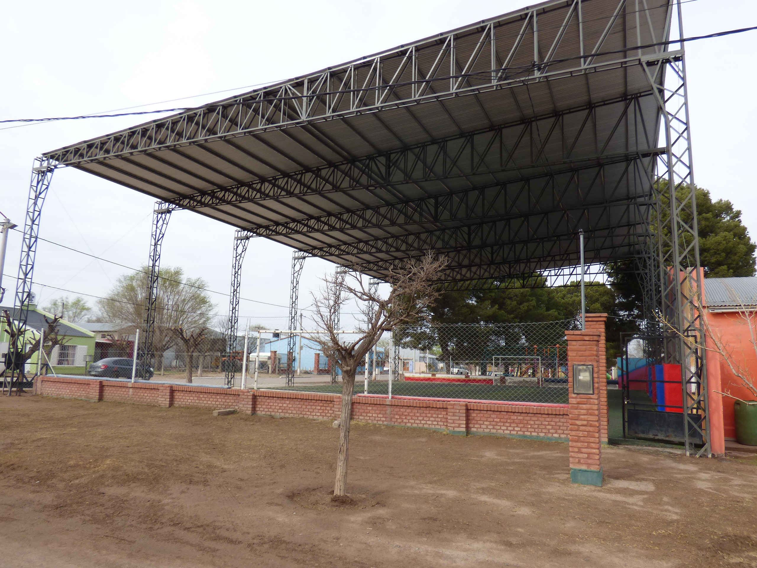 La Reforma: mejoraron viviendas y ampliaron espacios deportivos