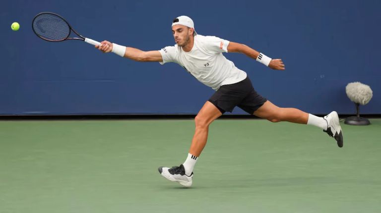 Tenis: papelón histórico de Cerúndolo en el US Open, ganaba 2-0 contra el 435° del mundo y perdió