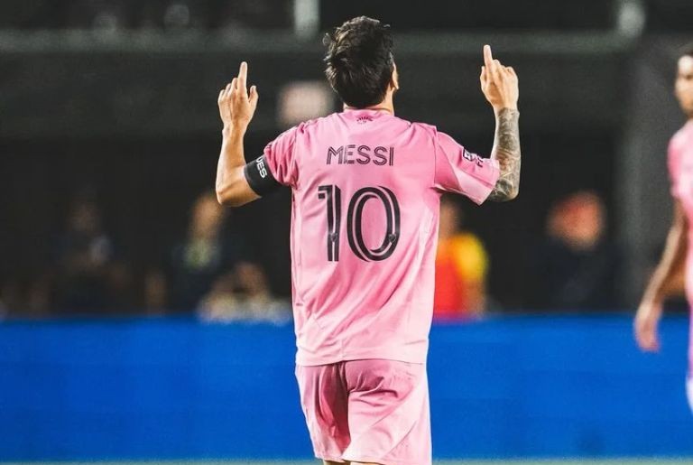 Fútbol: “Imparable”, doblete de Messi con el Inter Miami ante el Orlando City