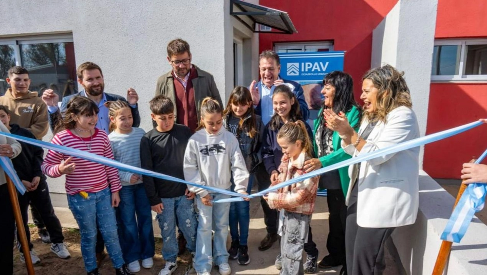 Catriló: 20 familias recibieron sus viviendas en el aniversario de la localidad