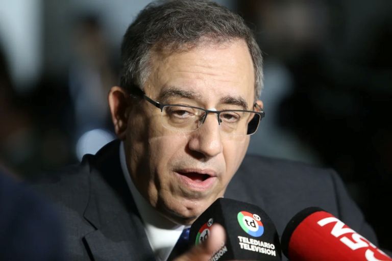 Maslatón aseguró que la economía del país “está muy mal” y cargó contra el Gobierno señalando que “su suerte está echada”