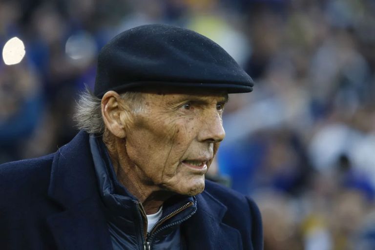 Fútbol: Miguel Ángel Russo fue dado de alta y evalúan su presencia en la práctica de Boca