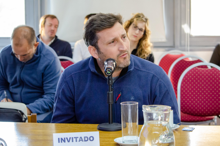 Veterinarios expresaron a los diputados provinciales su desacuerdo por la derogación de la Ley 1489