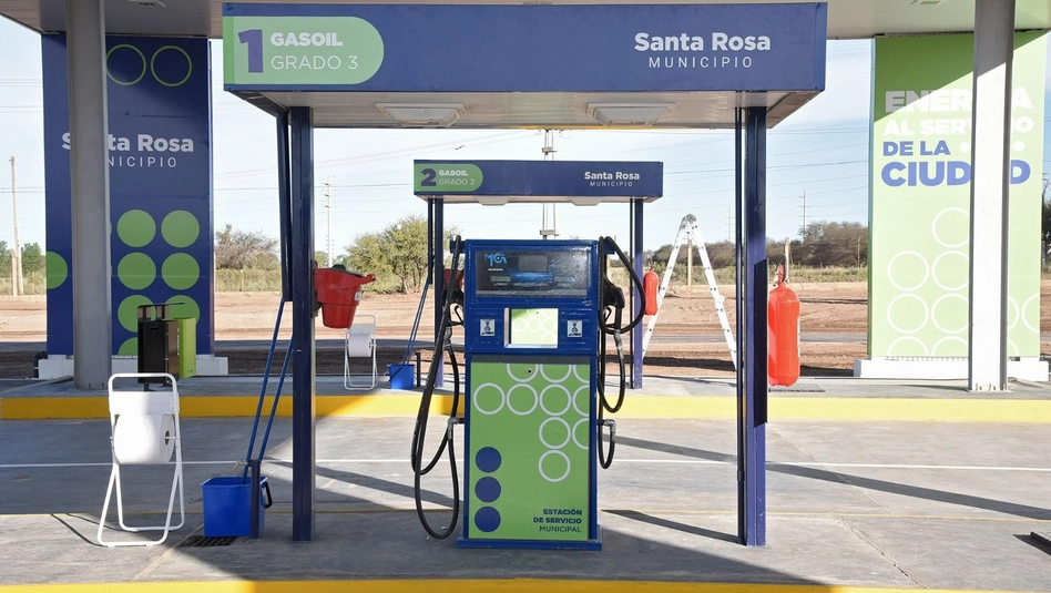 Inauguran una Estación de Servicio Municipal en Santa Rosa