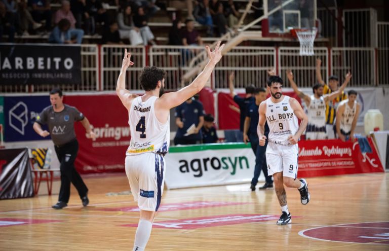 Básquetbol: Ferro de Pico mantuvo su invicto y continúa liderando el Pre Federal