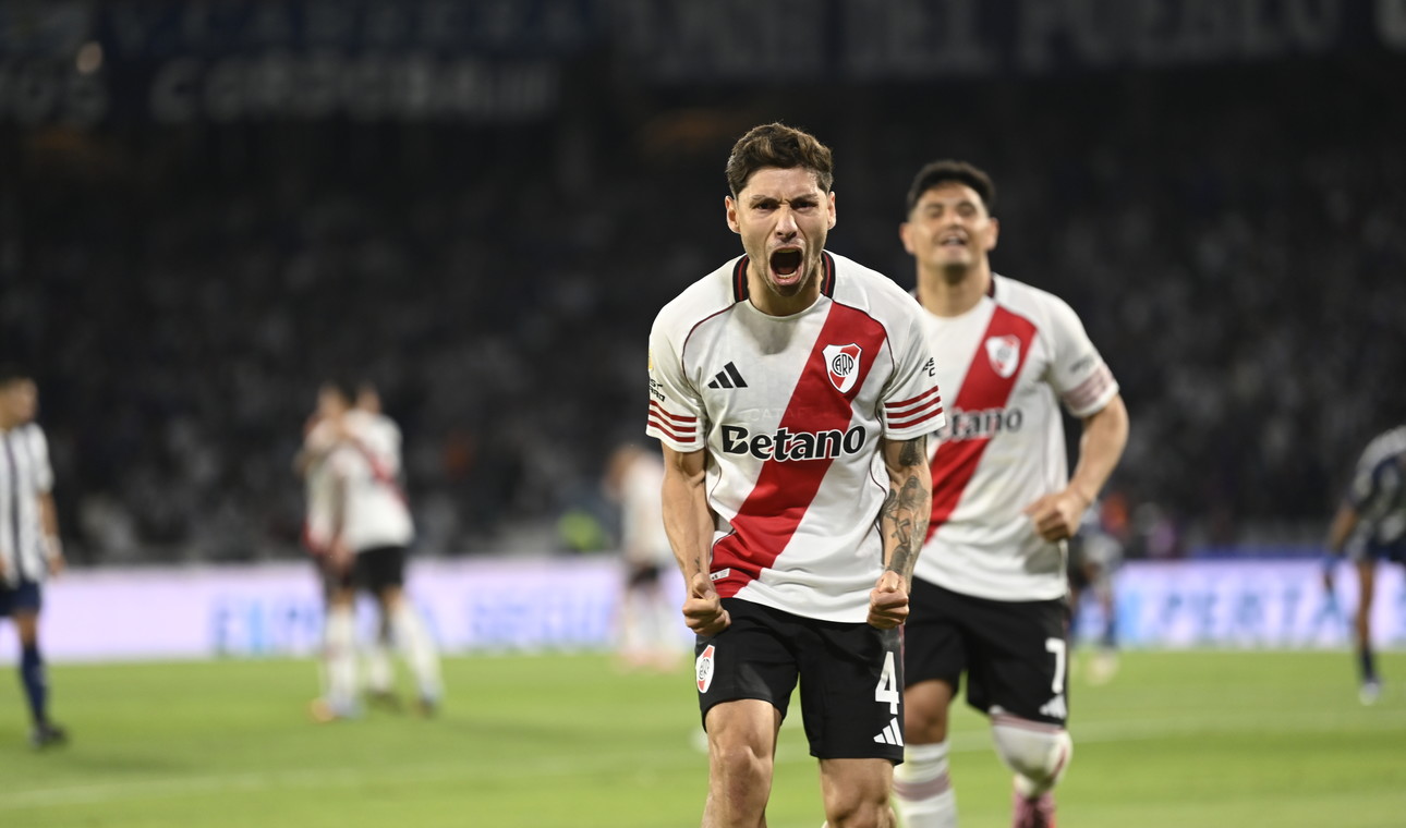 Fútbol: River venció a Talleres en Córdoba y corto la racha de derrotas en el Clausura
