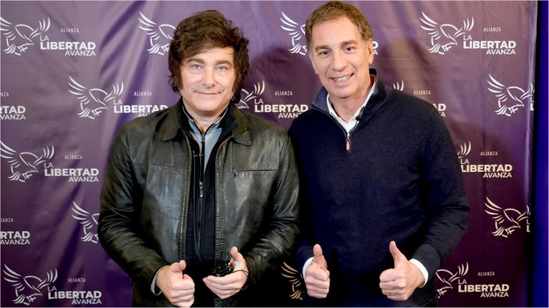 Elecciones 2025: Milei se baja de la Provincia, cancela todos sus actos y deja a Santilli solo
