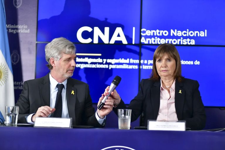 Bullrich presentó el Centro Nacional Antiterrorista y dijo que “no se combate con improvisación”