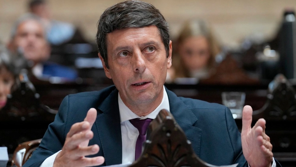 Rauschenberger criticó el Presupuesto 2026: “Más ajuste, más tarifazos y menos inversión”