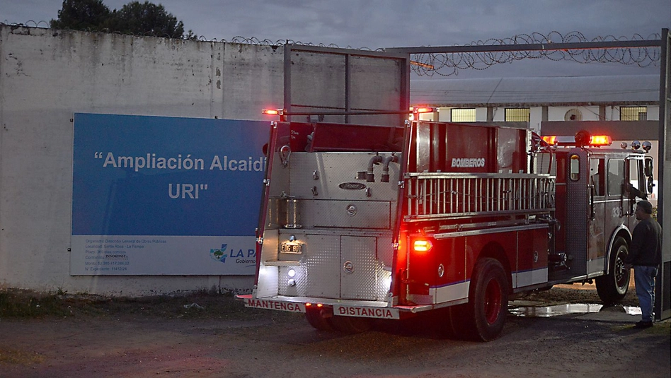 Fuerte operativo policial para contener intento de motín en la Alcaidía de Santa Rosa