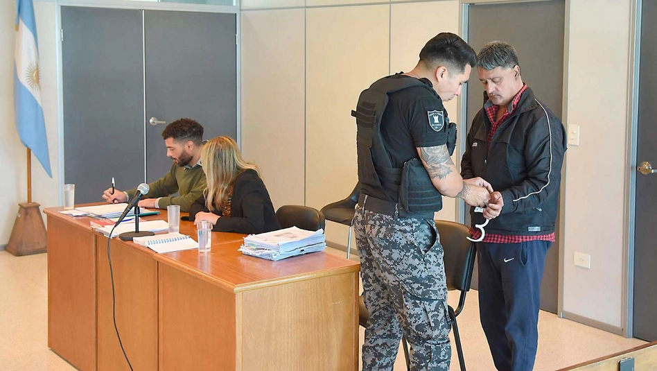 Toay: el fiscal pidió prisión perpetua para el acusado por el femicidio de Paola Recuna