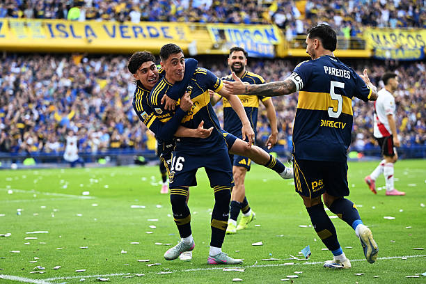 Fútbol: Boca le ganó con contundencia a River y clasificó a la próxima Copa Libertadores 2026