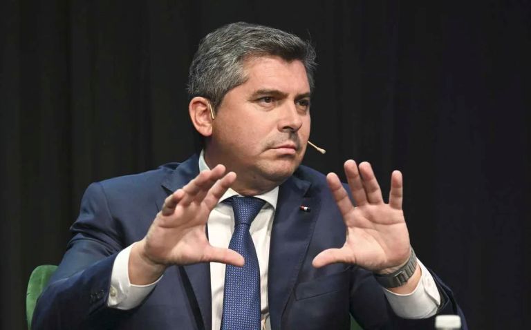 “El mejor aliado que puede tener el Presidente son los gobernadores”, dijo Orrego al ser recibido por Santilli