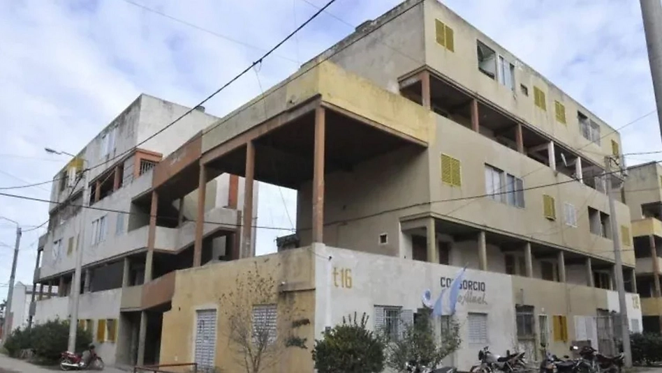 Santa Rosa: dormía en su casa y lo despertaron con un arma