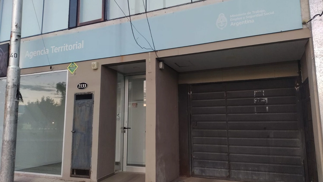 Milei cierra la delegación de Trabajo en La Pampa y 30 personas se quedarán sin empleo