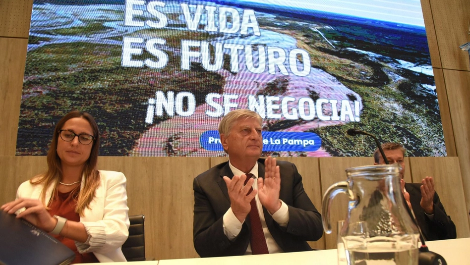 La Pampa: Ziliotto defendió el agua tras la reforma de la Ley de Glaciares