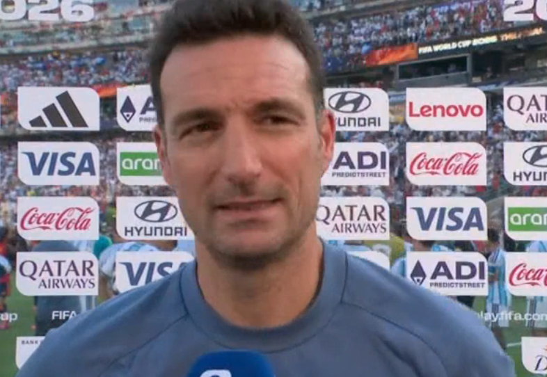 Scaloni: “Dejamos todo, pero fueron mejores que nosotros”