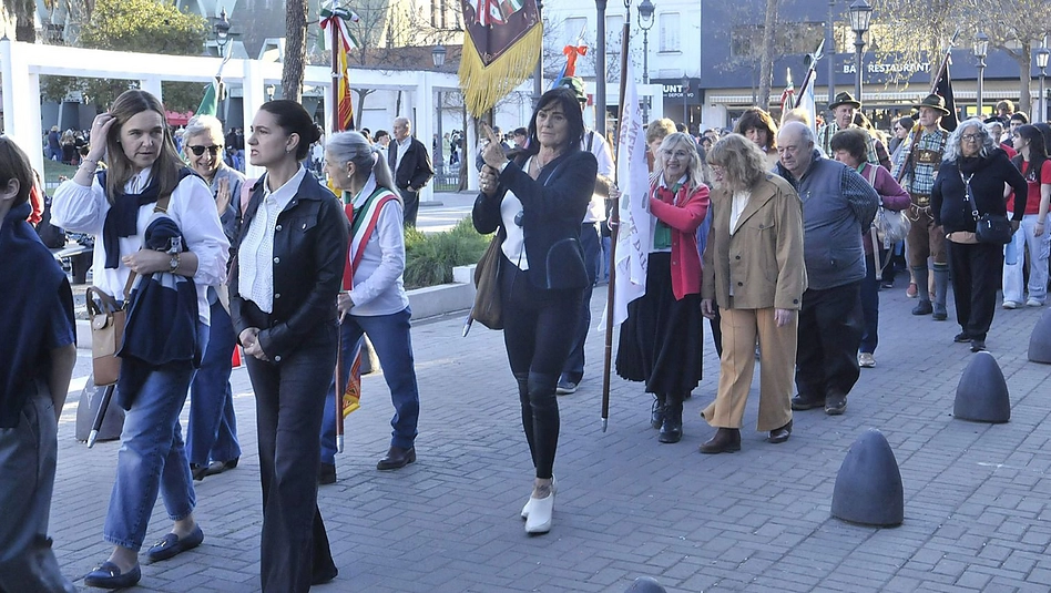 Santa Rosa: la capital celebró a su patrona con misa, procesión y festival popular