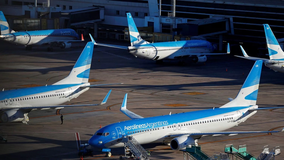 Comenzó el paro en los aeropuertos y habrá modificaciones en los vuelos
