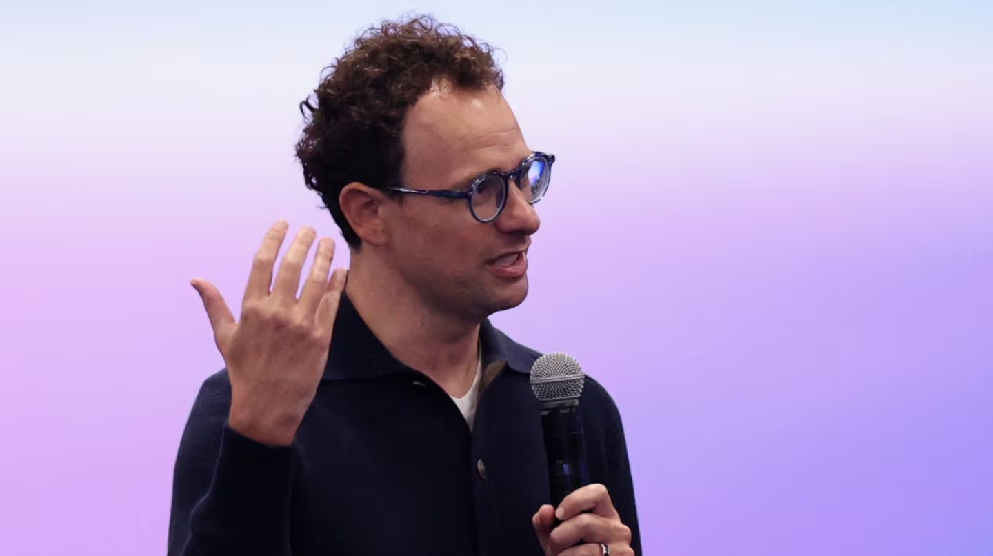 El CEO de Anthropic dijo que hoy usamos menos del 10% del potencial de la IA y alertó sobre la velocidad de su avance